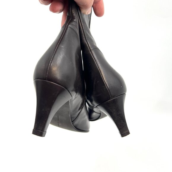 Stuart Weitzman Leather Pointy Toe Heel Boots - Picture 5 of 7